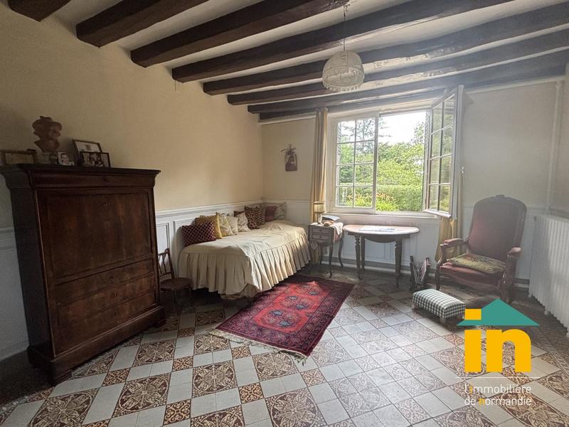 Maison - 180 m² - 9 pièces