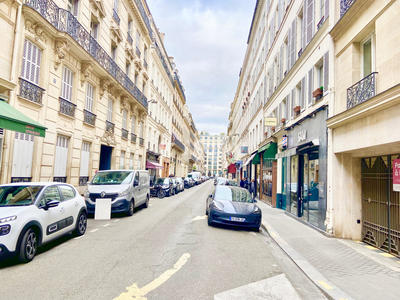 Fonds de commerce - Magasins - 54 m²