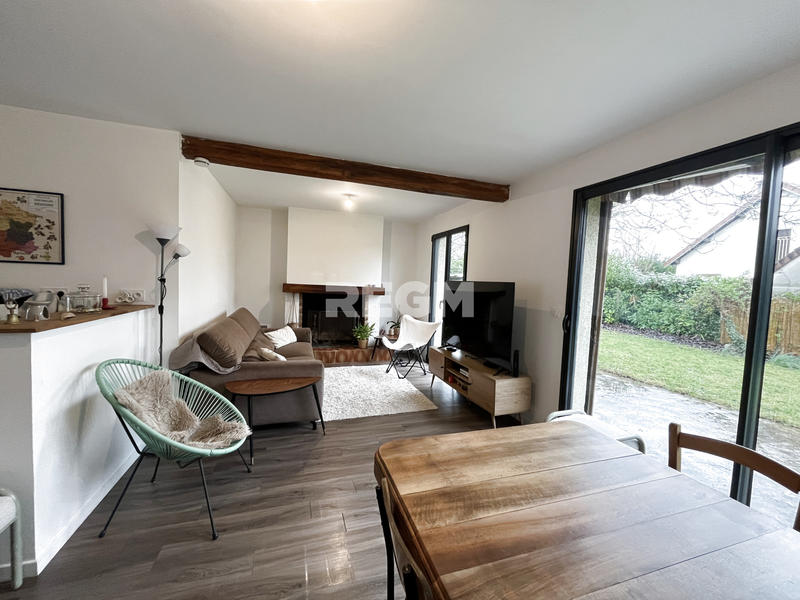 Maison - 95 m² - 4 pièces