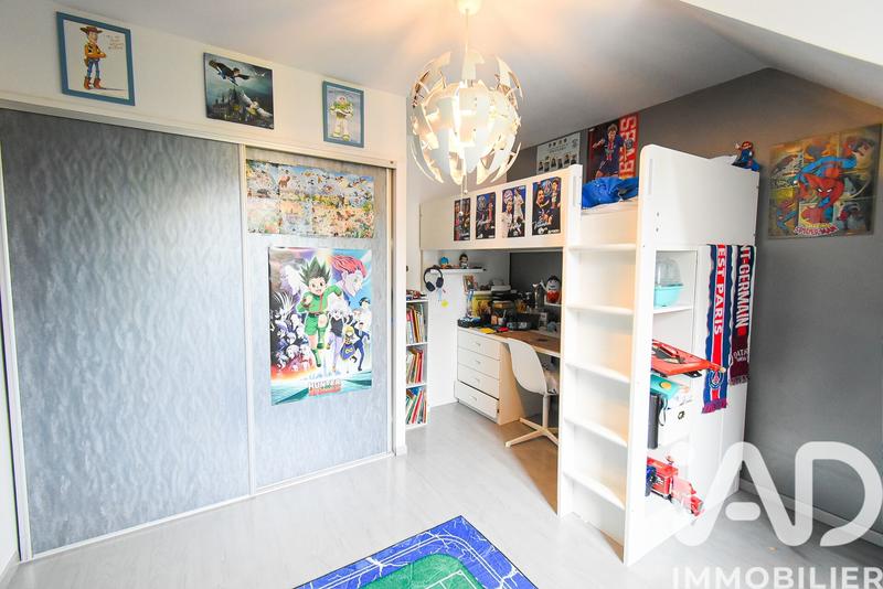 Maison - 122 m² - 5 pièces