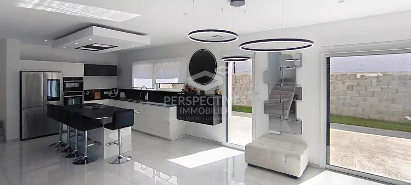 Villa - 157 m² - 5 pièces