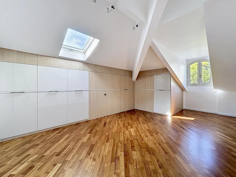 Appartement - 121 m² - 4 pièces