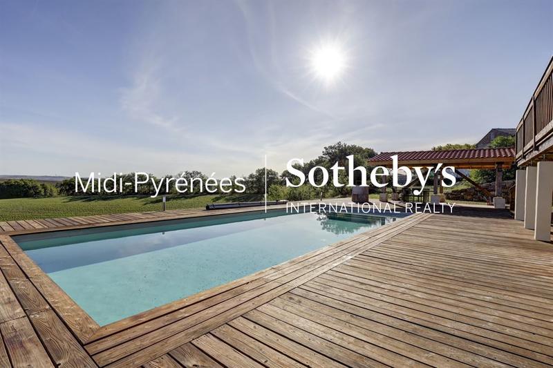 Maison - 163 m² - 6 pièces