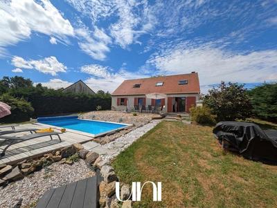Maison - 137 m² - 6 pièces