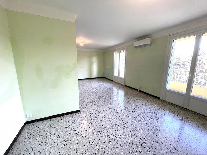 Appartement - 84 m² - 4 pièces