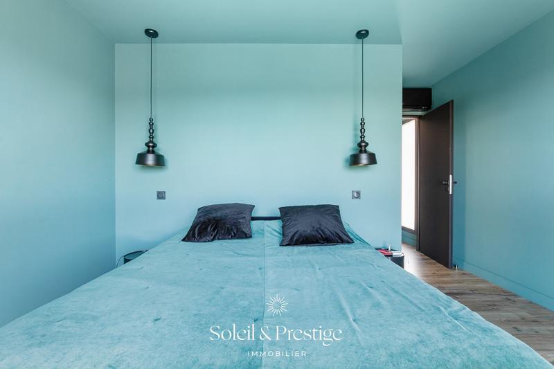 Maison - 180 m² - 4 pièces