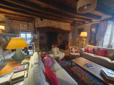 Propriété - 237 m² - 7 pièces