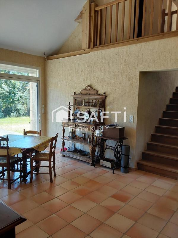 Maison - 120 m² - 5 pièces