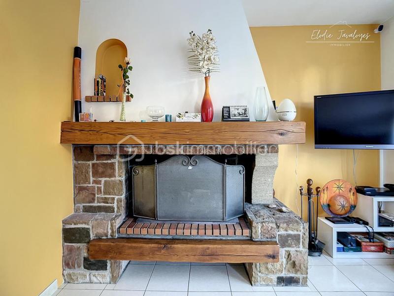 Maison - 147 m² - 7 pièces