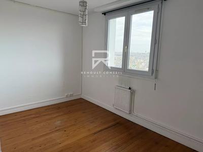 Appartement - 75 m² - 4 pièces