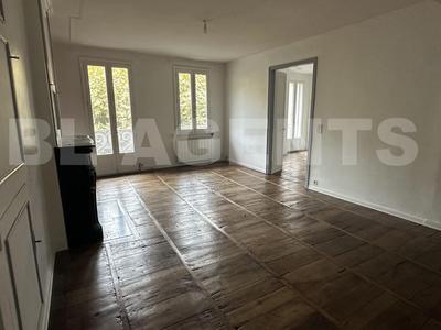Appartement - 72 m² - 2 pièces
