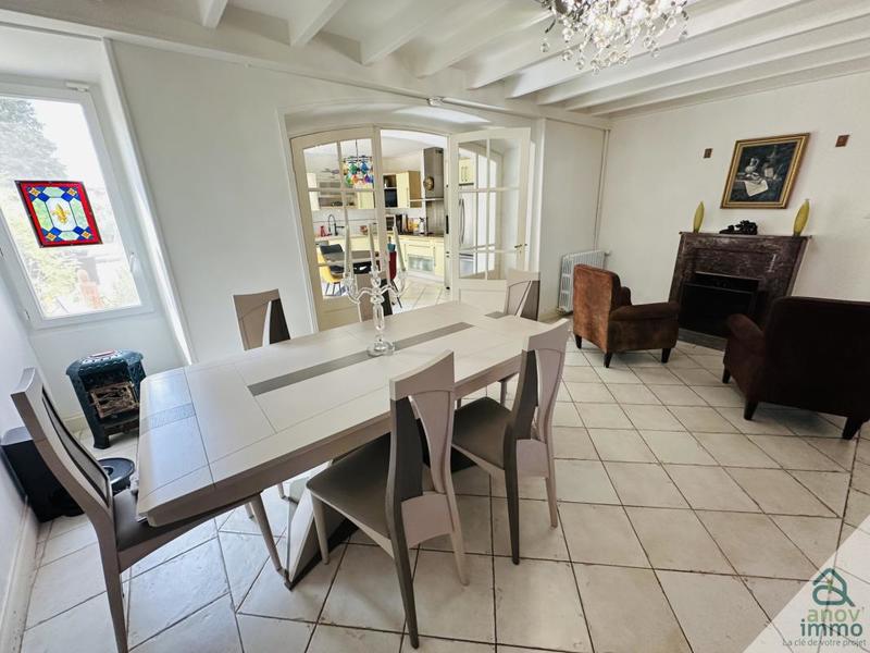 Maison de ville - 180 m² - 8 pièces