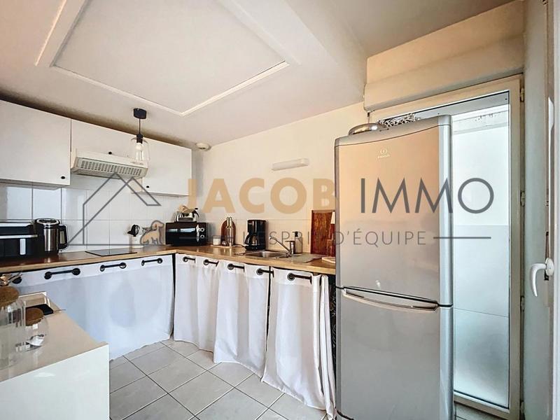Appartement - 5 309 m² - 2 pièces