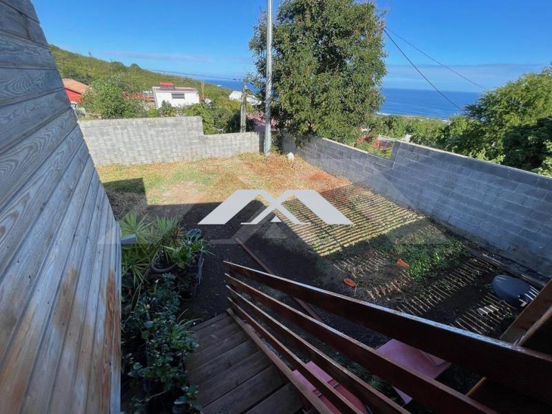 Maison - 111 m² - 4 pièces