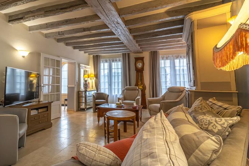 Maison - 190 m² - 8 pièces