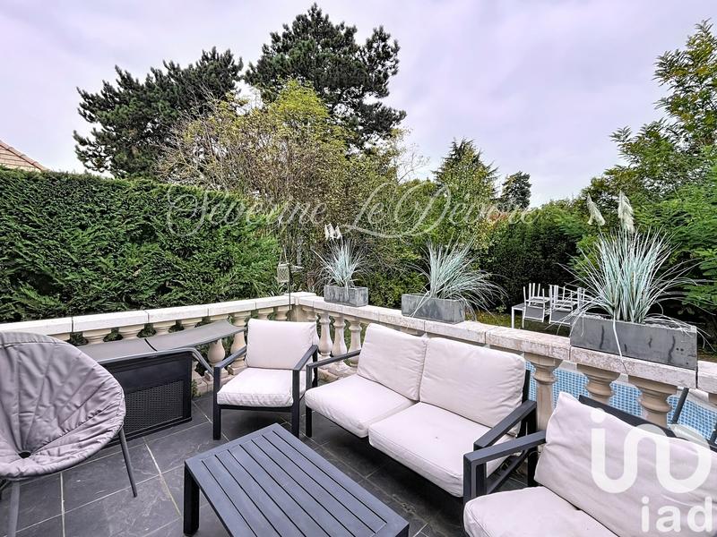 Maison - 111 m² - 6 pièces