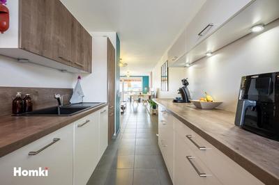 Appartement - 94 m² - 4 pièces