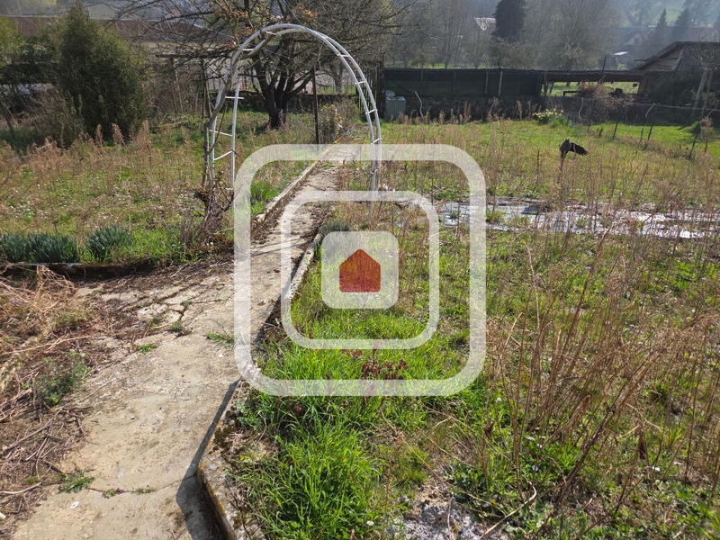 Maison - 121 m² - 6 pièces