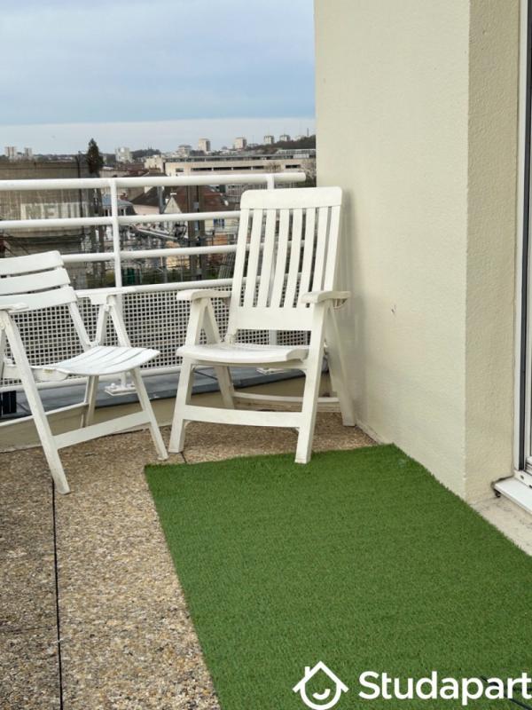 Chambre - 12 m² - 1 pièce