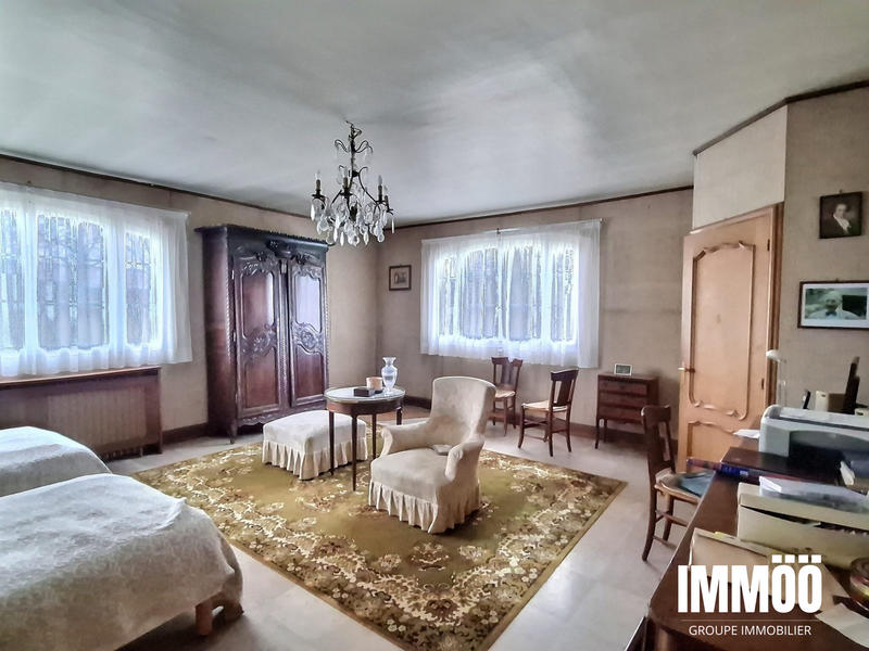 Maison - 174 m² - 7 pièces