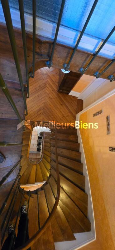 Maison de maîtres - 393 m² - 10 pièces