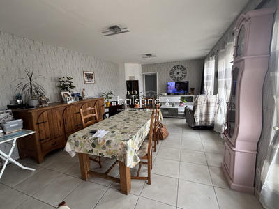 Maison - 90 m² - 5 pièces
