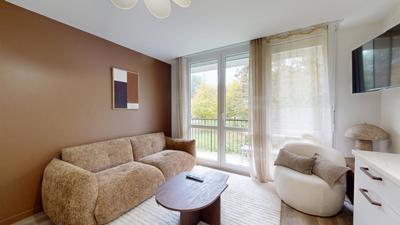 Appartement - 74 m² - 5 pièces