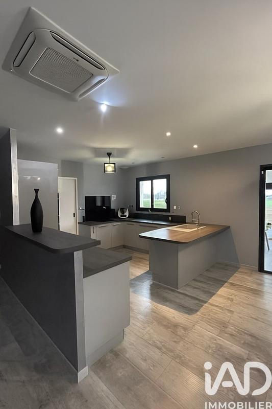 Maison - 140 m² - 6 pièces