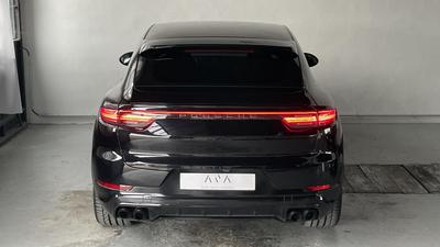 Porsche Cayenne Coupé 3.0 V6 E-Hybrid 462 ch