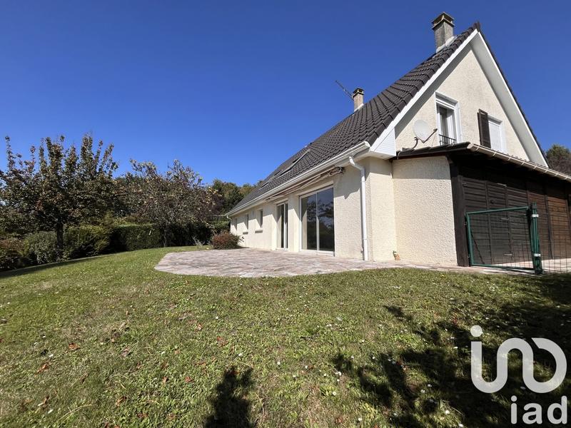 Maison - 210 m² - 7 pièces