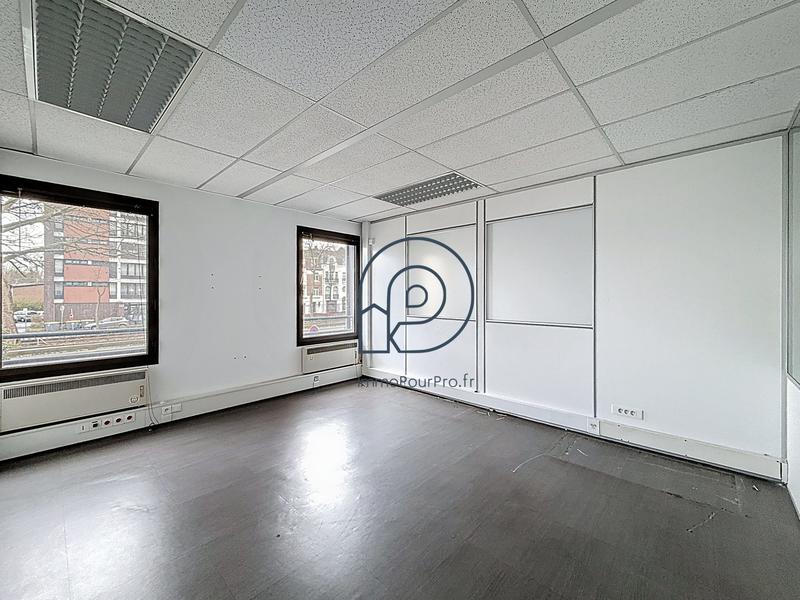 Bureau - 156 m²