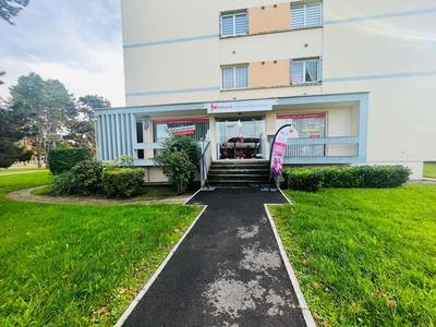 Bureau - 110 m² - 6 pièces