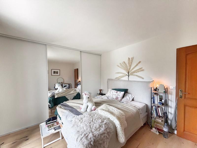 Maison - 211 m² - 7 pièces