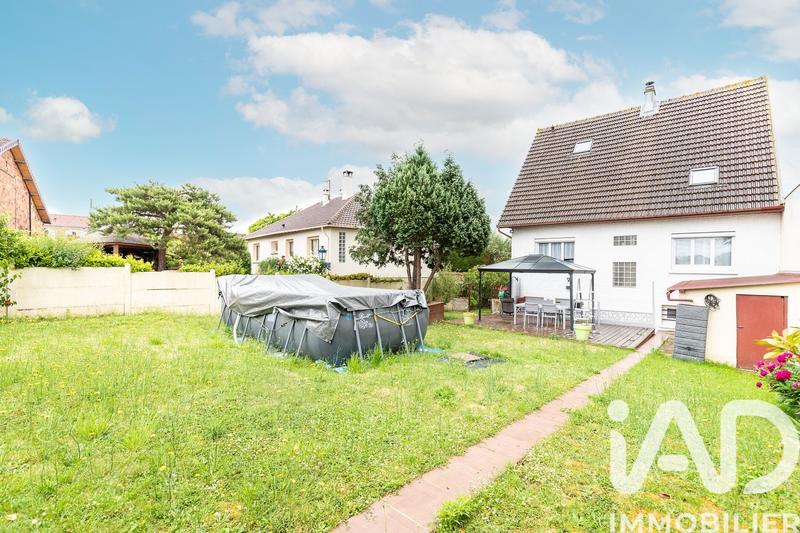 Maison - 162 m² - 10 pièces