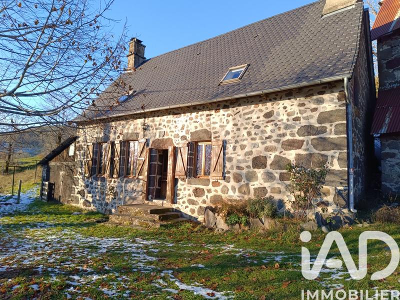 Maison - 96 m² - 4 pièces