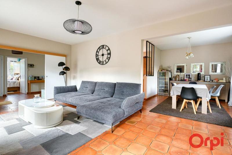 Maison - 185 m² - 8 pièces