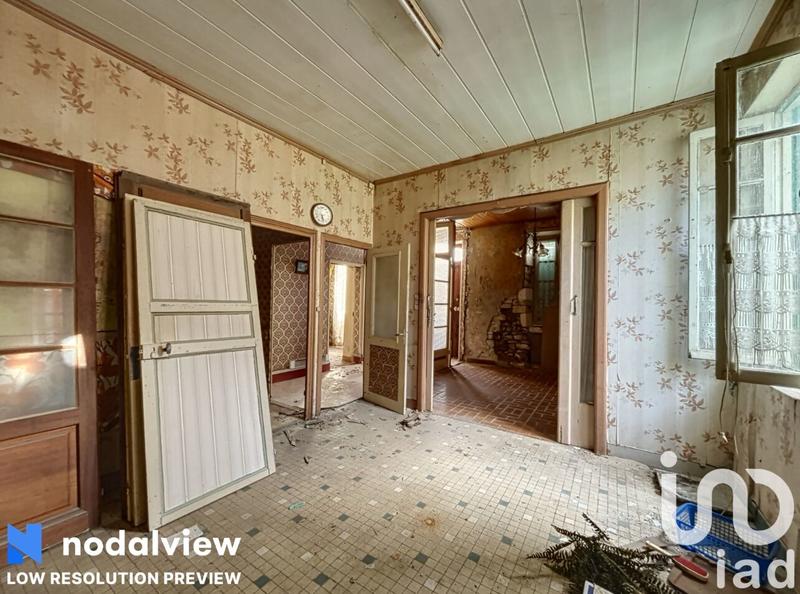 Maison - 210 m² - 8 pièces