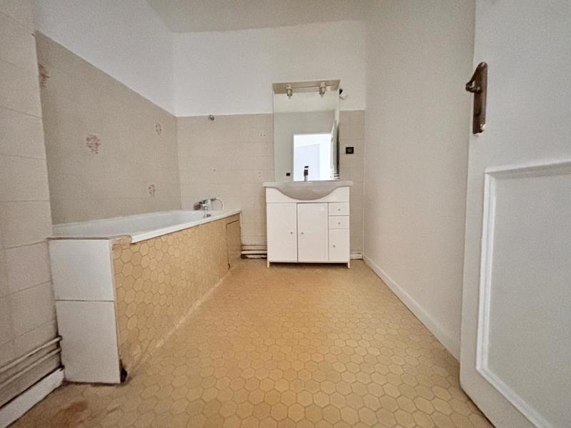 Appartement - 83 m² - 3 pièces