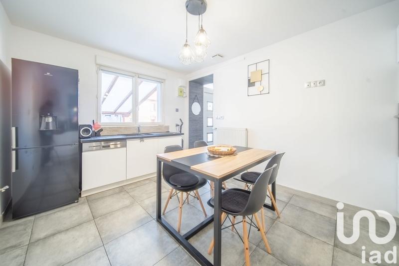 Maison - 80 m² - 4 pièces