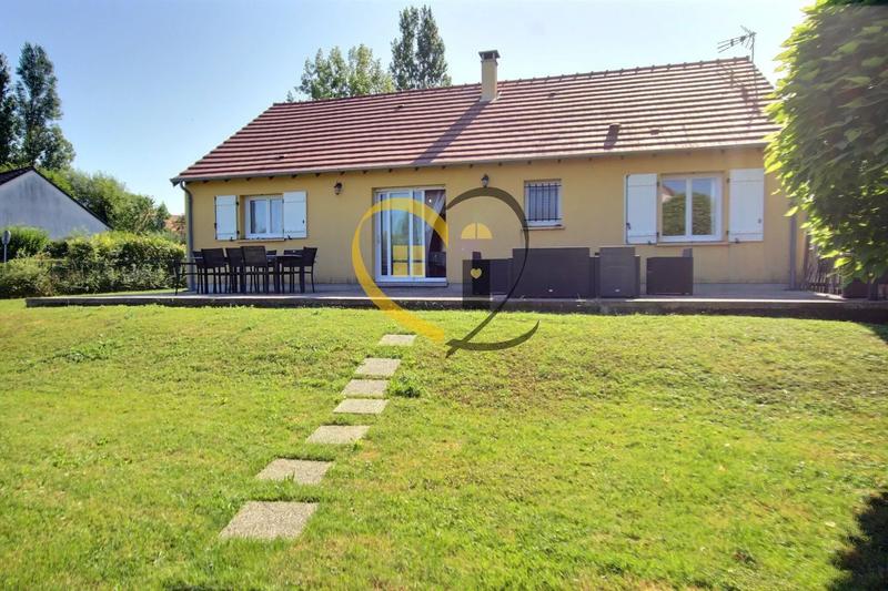 Maison de village - 130 m² - 7 pièces