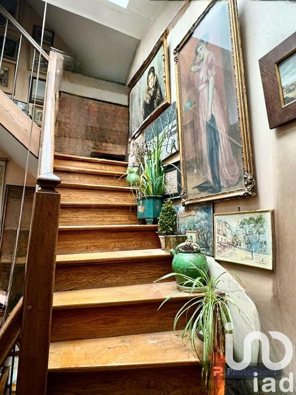 Maison - 184 m² - 8 pièces