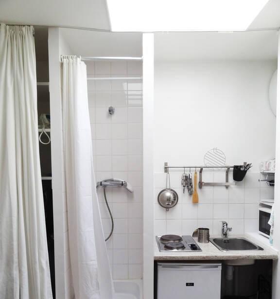 Studio - 9 m² - 1 pièce