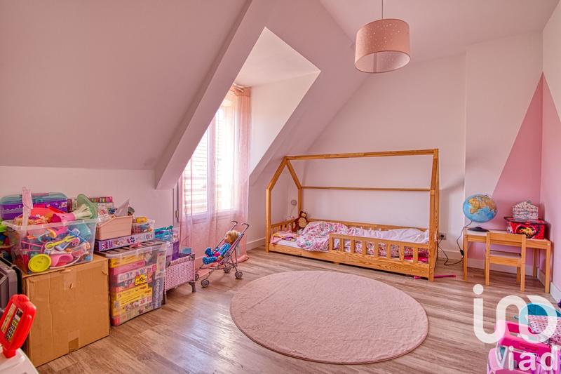 Maison - 90 m² - 5 pièces