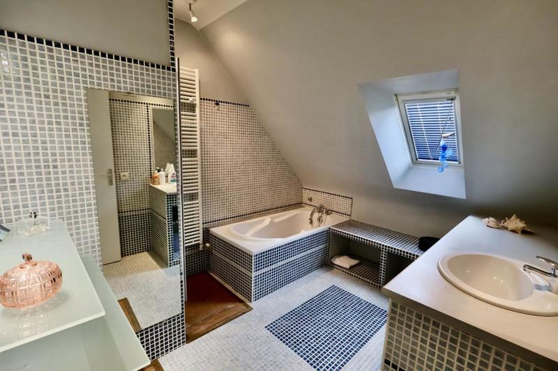 Maison d'architecte - 170 m² - 7 pièces