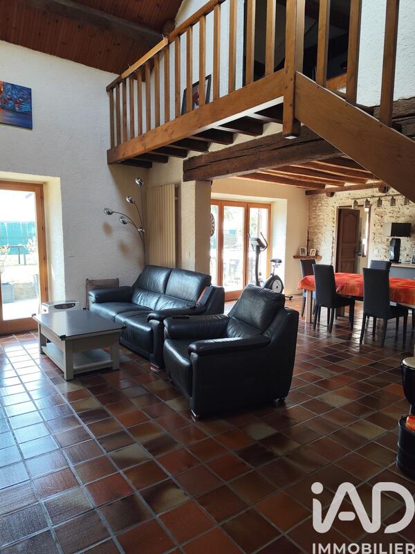 Maison - 183 m² - 7 pièces