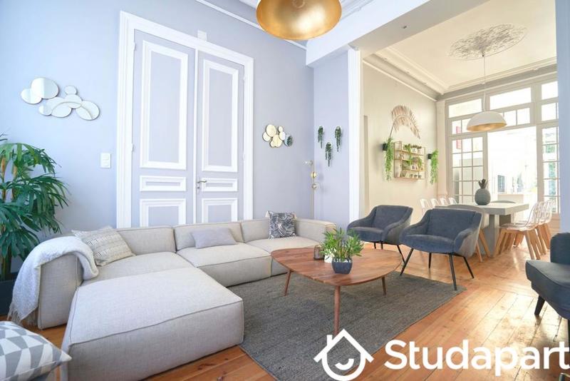 Chambre - 12 m² - 1 pièce