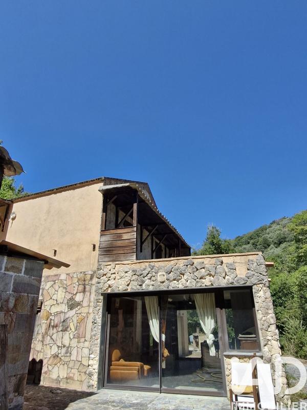 Maison de campagne - 90 m² - 3 pièces