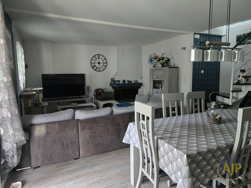 Maison - 130 m² - 5 pièces