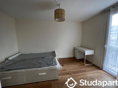 Chambre - 12 m² - 1 pièce