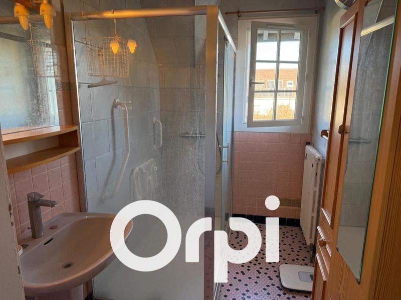 Maison - 170 m² - 7 pièces